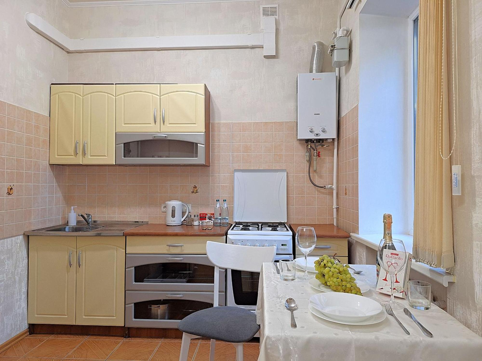 Однокімна Квартира Біля Каштанової Алеї У Центрі Полтави Мережа Alexapartments Документи Для Відряджень Безконтатне Заселення 24-7 Poltava Exterior photo
